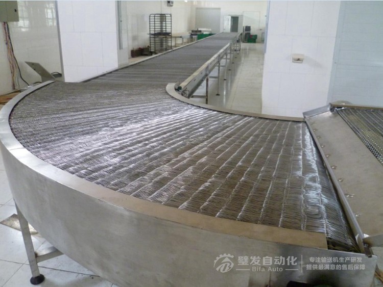 金屬網(wǎng)帶轉彎輸送機
